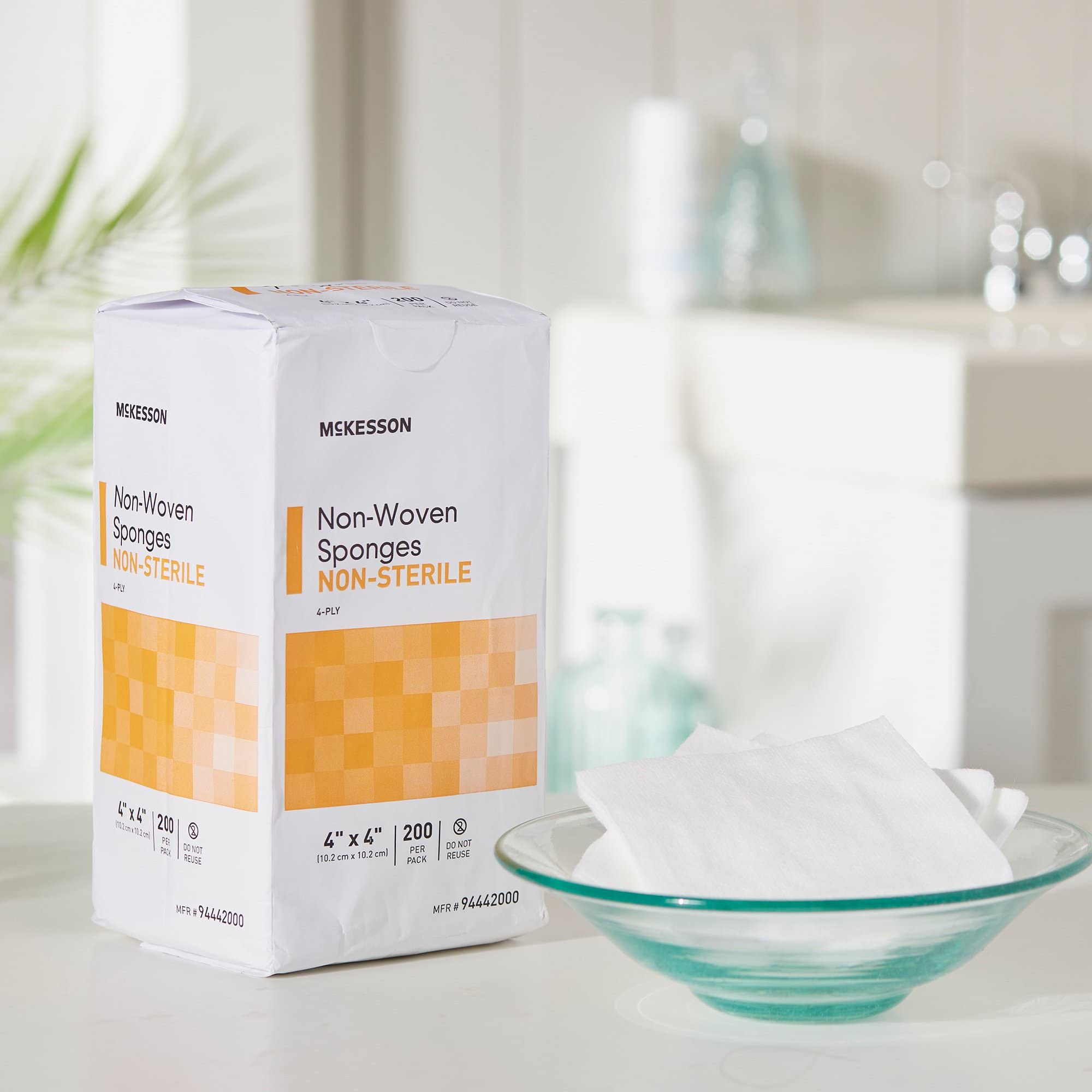 McKesson Non-Woven Sponges, Non-Sterile, 4-Ply, Polyester/Rayon, 4 in x 4 in, 200 per Pack, 1 Pack - Image 4