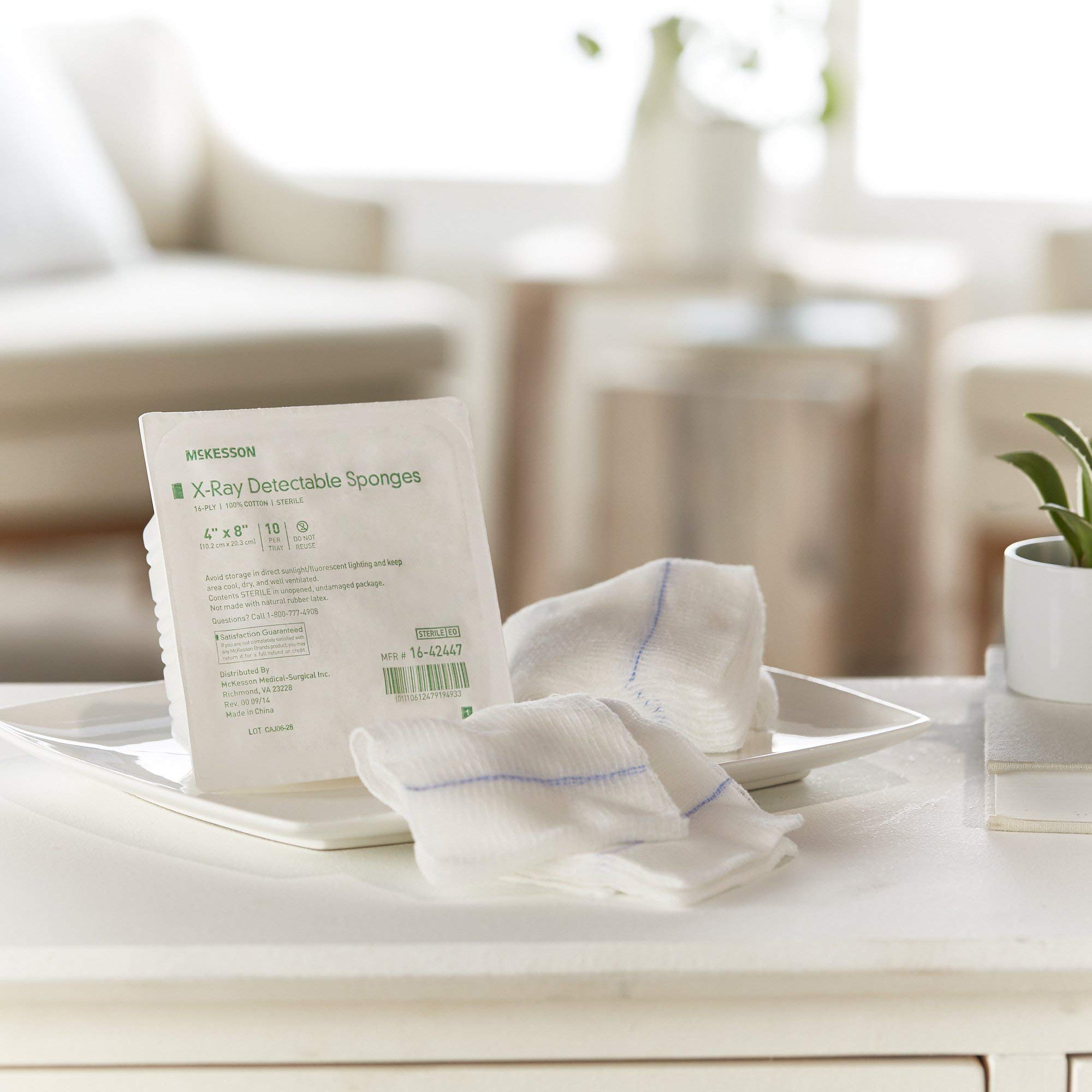 McKesson X-Ray Detectable Sponge, Sterile, 16-Ply, 4 in x 8 in, 10 per Pack, 80 Packs, 800 Total - Image 5